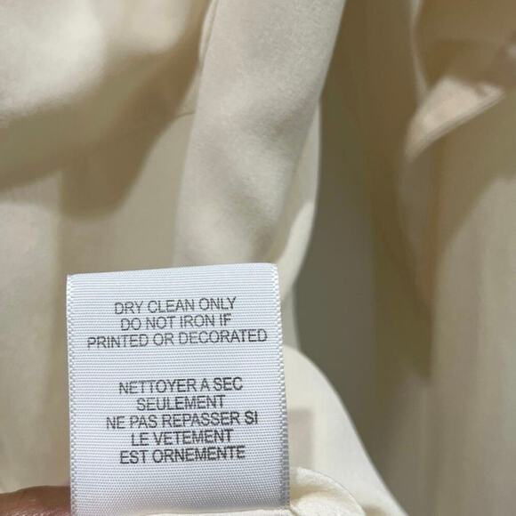 Equipment Signature Silk Button Down Blouse in Cream Sz M - Picture 6 of 9